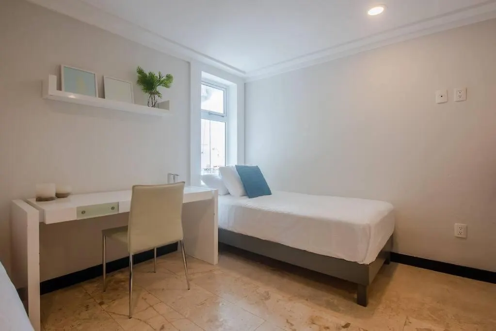 Location- 3-Bdr Penth-150 Mbps- Pool- Priv Rooftop Playa del Carmen 0*,