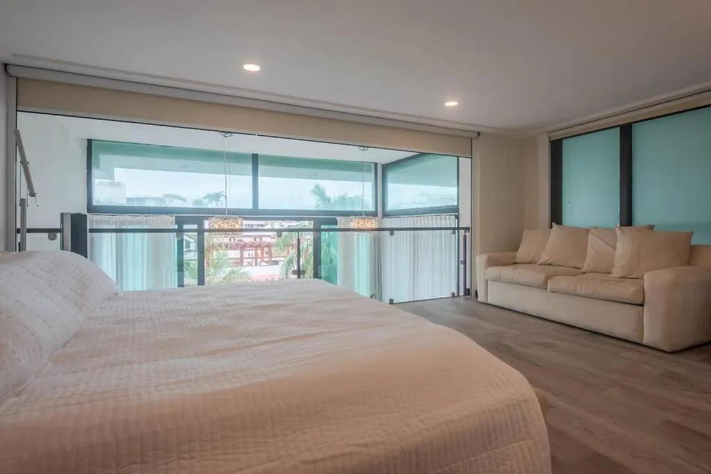 Apartment Location- 3-Bdr Penth-150 Mbps- Pool- Priv Rooftop Playa del Carmen