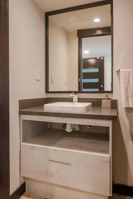 Apartment Location- 3-Bdr Penth-150 Mbps- Pool- Priv Rooftop Playa del Carmen