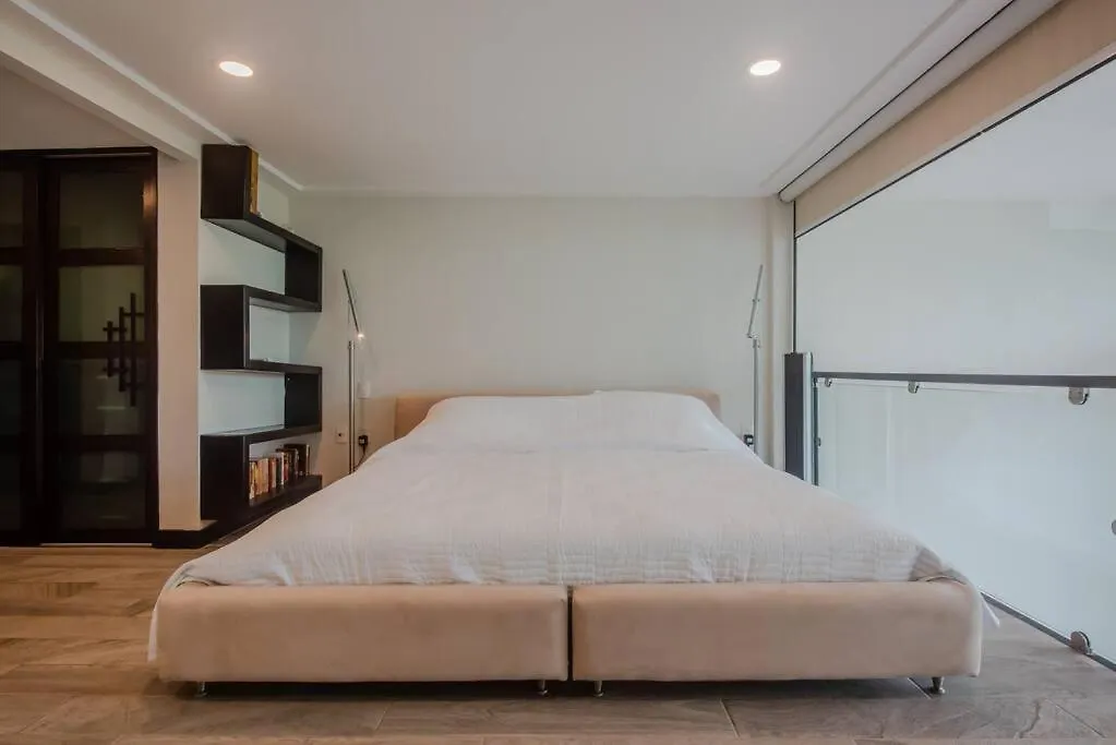 Location- 3-Bdr Penth-150 Mbps- Pool- Priv Rooftop Playa del Carmen